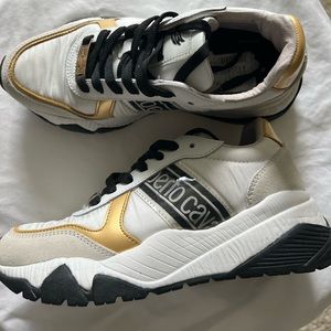 Roberto Cavalli sneakers.